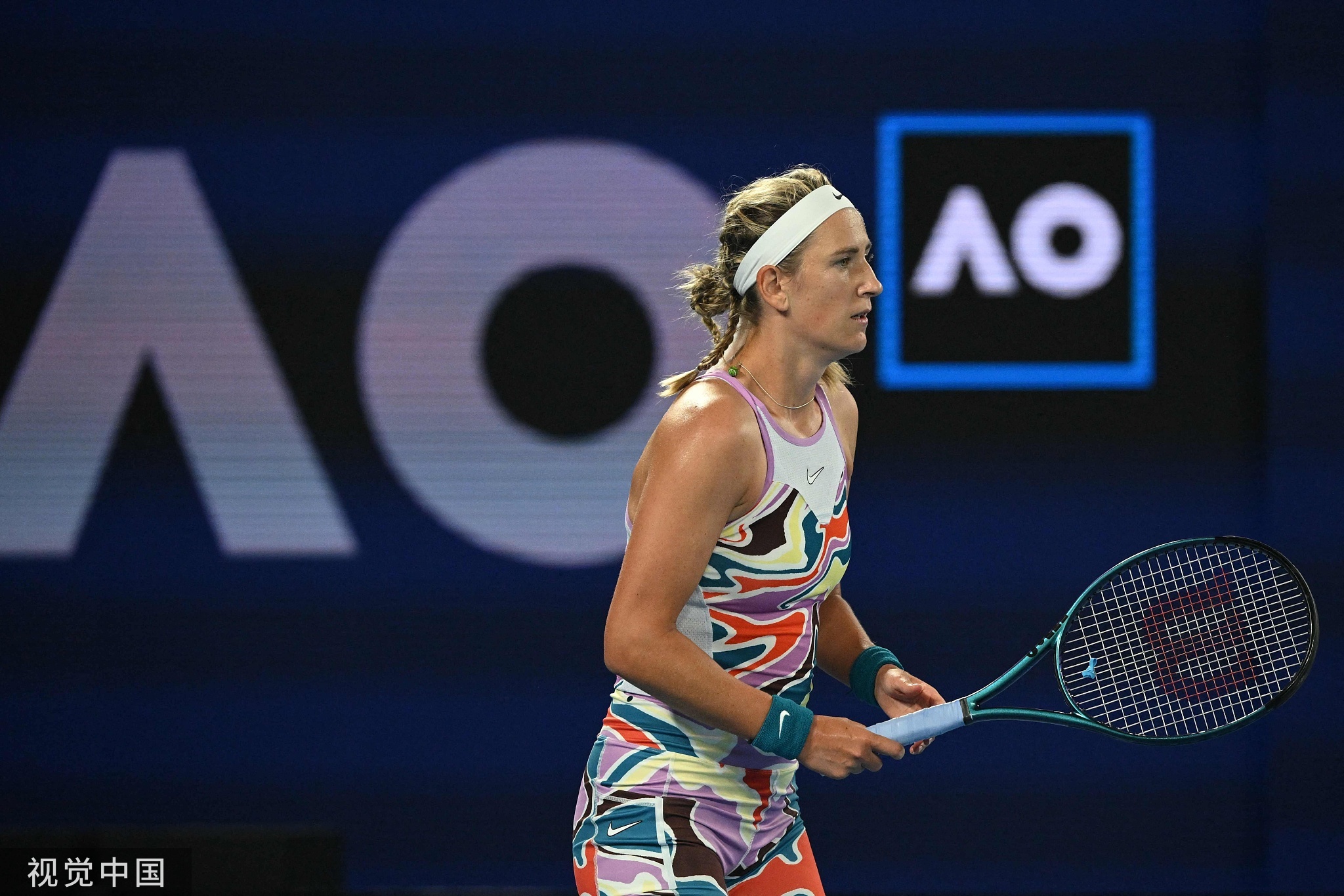 蜂鸟电竞-包含阿扎伦卡回归赛场，挺进下一轮首场状态亮眼，日本队观众沸腾！的词条