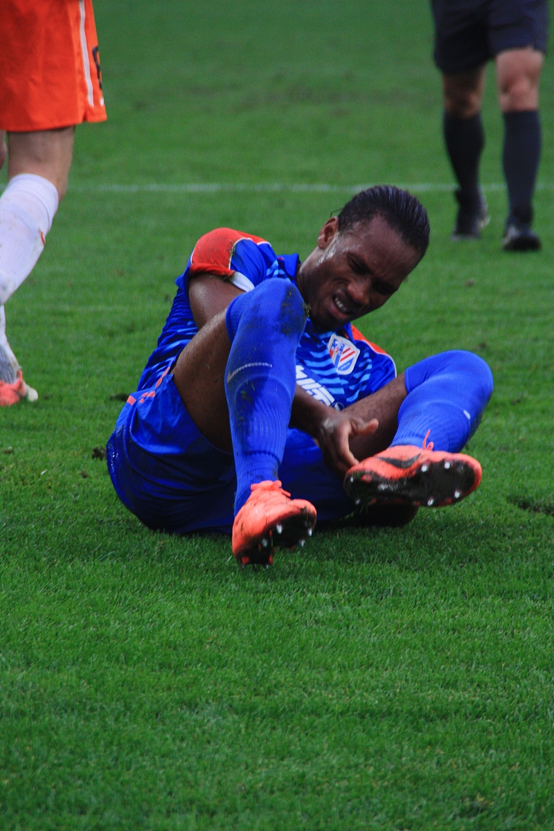 包含姆巴佩在曼联比赛中战术调整,败北引发热议!的词条 包含姆巴佩在曼联比赛中战术调整,败北引发热议!的词条