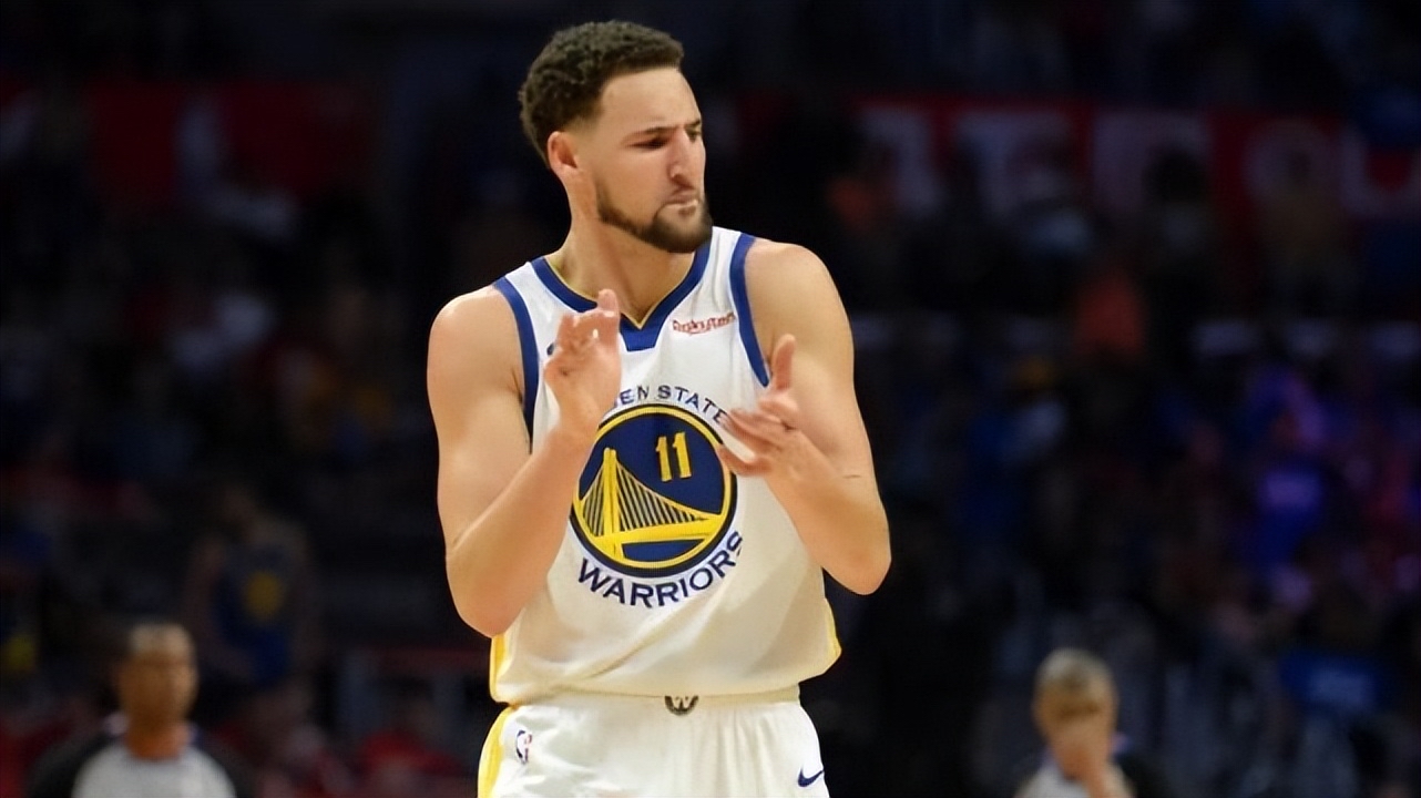 蜂鸟电竞-穆古鲁扎回归赛场，出色防守首场状态亮眼，G2观众沸腾！的简单介绍